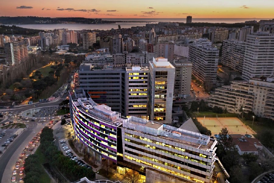 Allianz Partners instala-se no Miraflores Premium 3