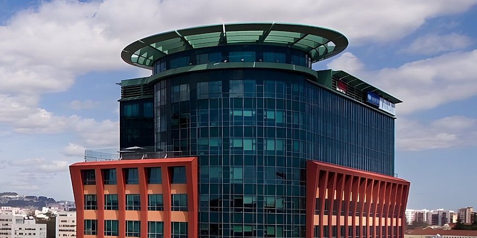 Bankinter Investment e Sonae Sierra compram Torre Oriente e reforçam aposta nos escritórios prime de Lisboa
