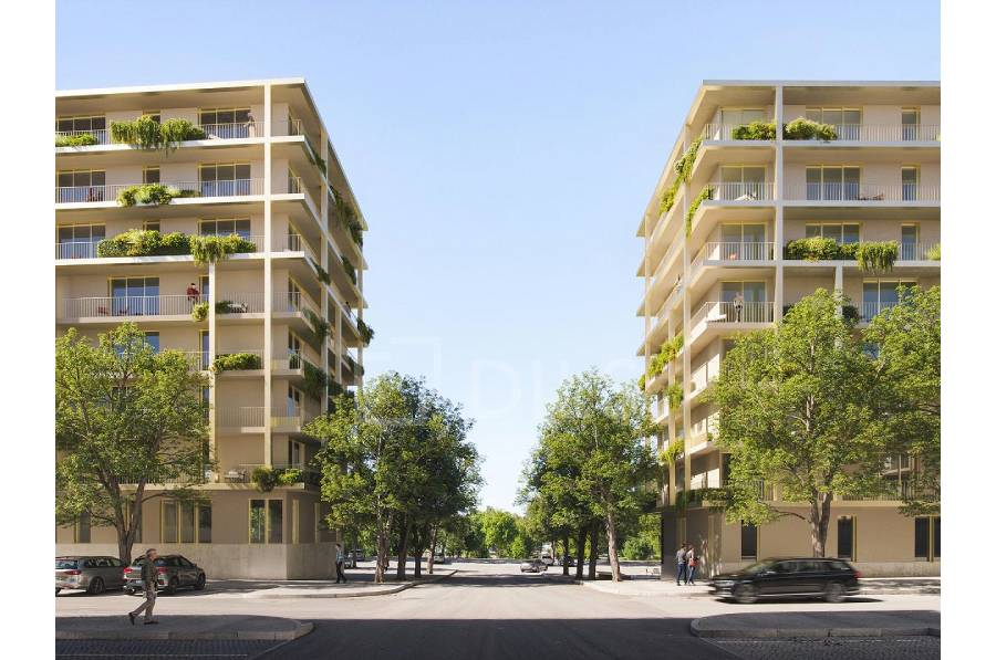 RIVERSIDE III 01.jpg