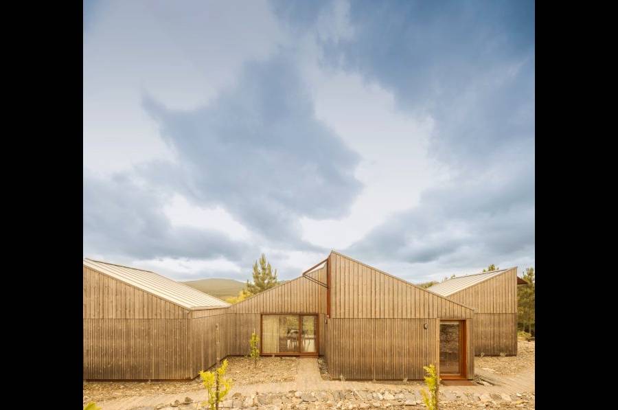 House Over the Hills © Fernando Guerra.jpg