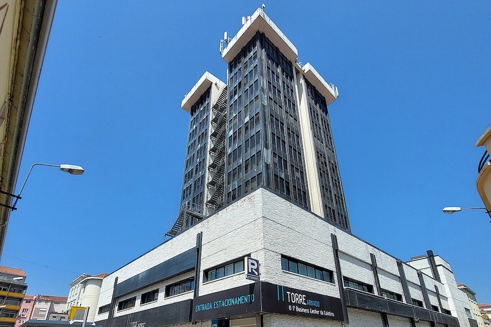 Revito estreia-se no segmento de escritórios com a aquisição da Torre Arnado, em Coimbra