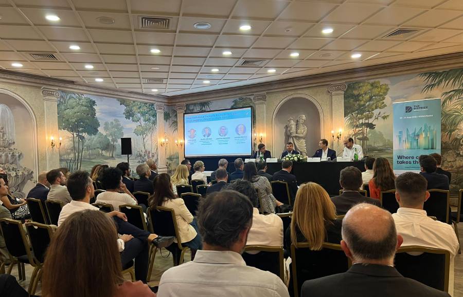 Roadshow de The District en Lisboa.jpg