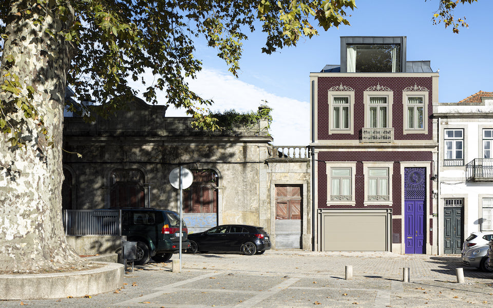 Casa centenária em Santo Tirso renasce entre a memória e a arquitetura contemporânea