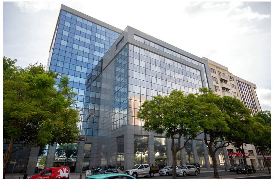 Dils fecha 20 transacções de escritórios no primeiro semestre, totalizando 8.700 m²
