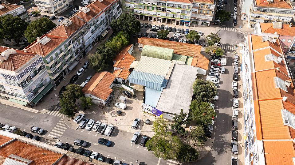 Mercado da Damaia vai para obras....jpg