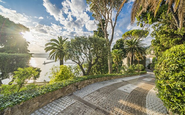 Casa de Sean Connery em Nice à venda por 23,5M€