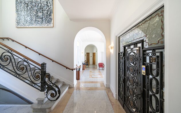 Casa de Sean Connery em Nice à venda por 23,5M€