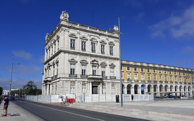 Lisboa: Concurso para requalificação do Torreão Poente da Praça do Comércio