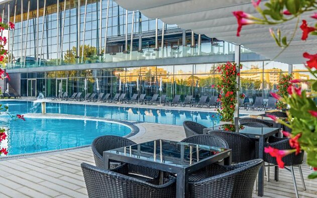 Lucros da Meliá Hotels disparam 72% no primeiro semestre de 2025