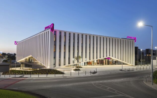 Moxy Alfragide Lisboa