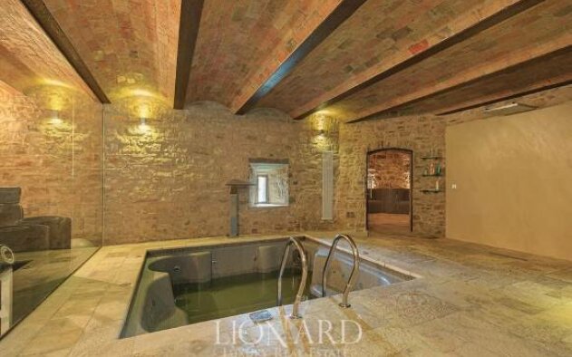 História e luxo no coração da Itália à venda por 18,5 M€