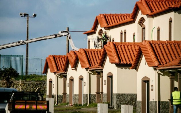 Governo açoriano abre candidaturas para arrendamento com opção de compra em antigo bairro norte-americano