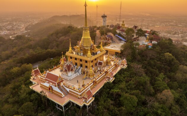 Wat Phra Mahathat Woramahawihan, Tailândia