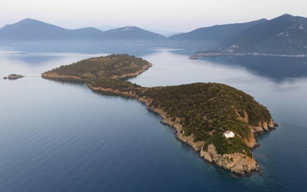 Ilha de Argyronisos @Louisa Nikolaidou