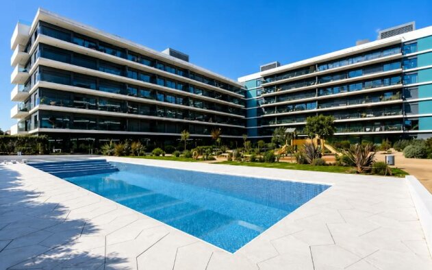 Apartamentos com piscina custam mais 68% em Portugal