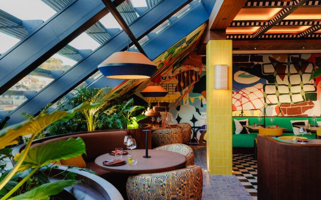 Luzzi, restaurante situado no topo do Andaz Lisbon - Foto Henrique Isidoro