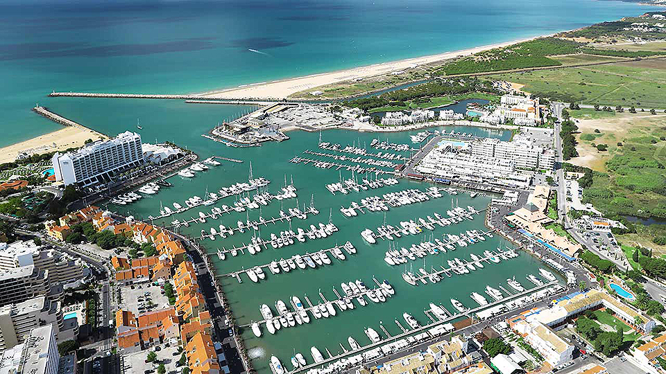 Marina de Vilamoura distinguida como “Superyacht Marina of the Year”