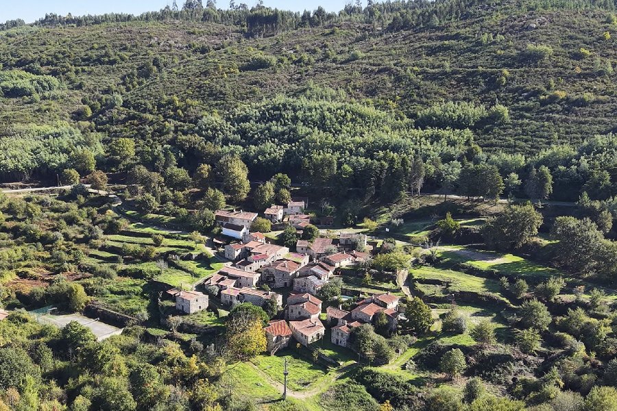 Aldeia histórica do Vale do Dão vai a leilão por 1,6 milhões de euros