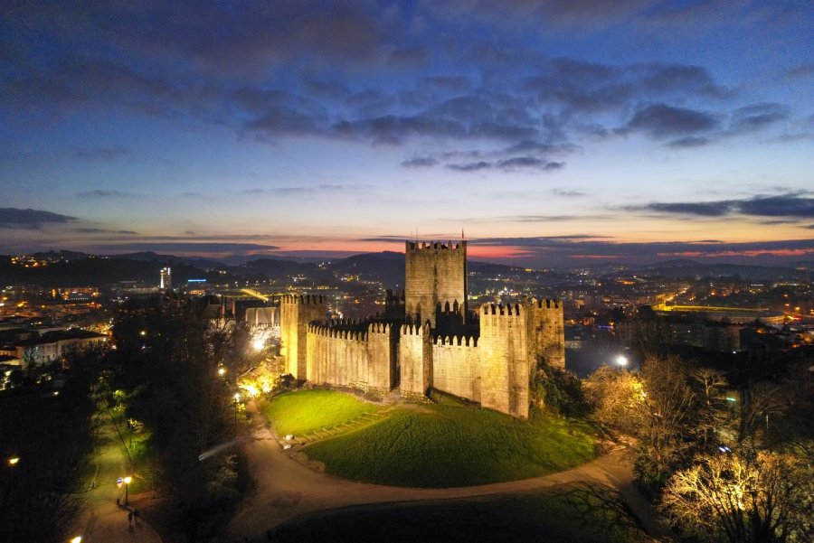 castelo_guimaraes23_0105_1_2500_2500_1_2500_2500.jpg