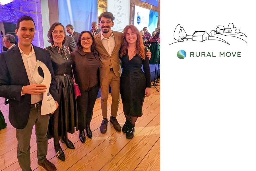 900 x 600 72 pixels (2).jpg