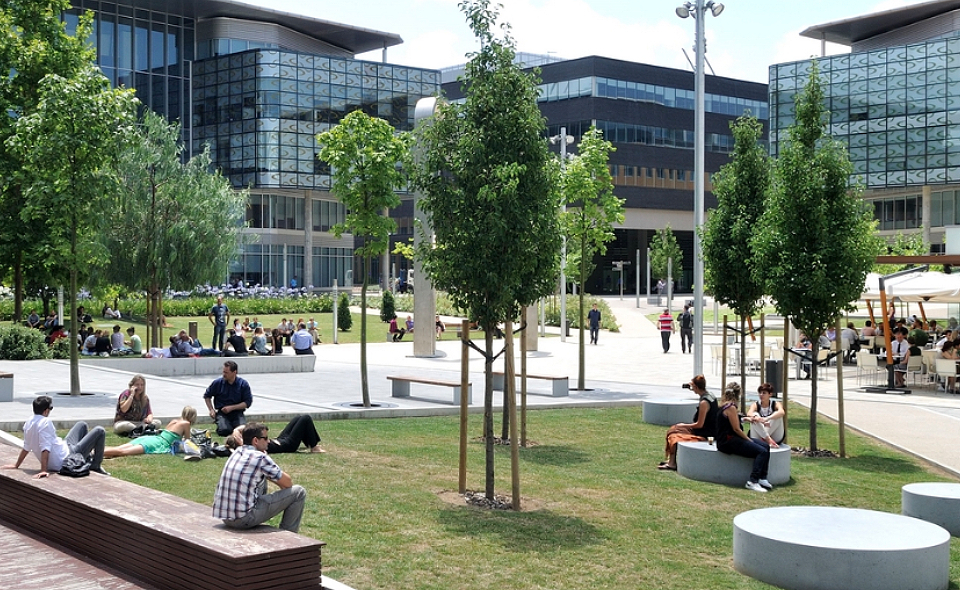 World Trade Center Almeda Park.jpg