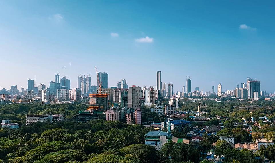 mumbai-india-landscape-freepicture-unsplash (1).jpg