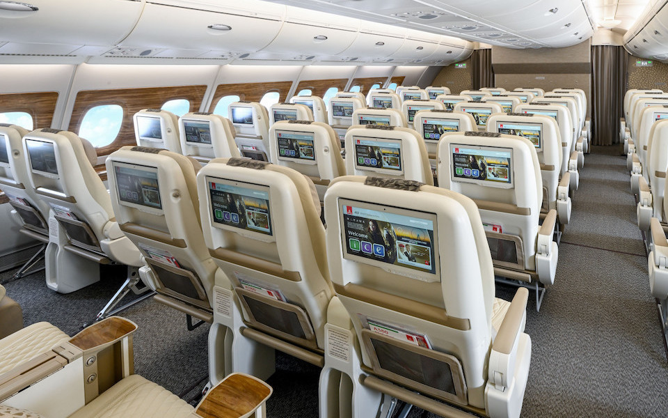 Emirates renova 100 aviões no maior programa de modernização da aviação comercial