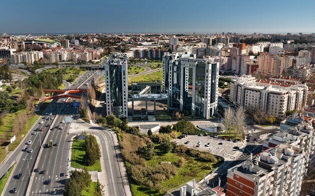 Torre A reabilitada com 70% de ocupação