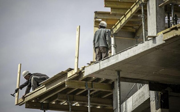 Construção lidera criação de empresas num mercado de trabalho com máximos históricos