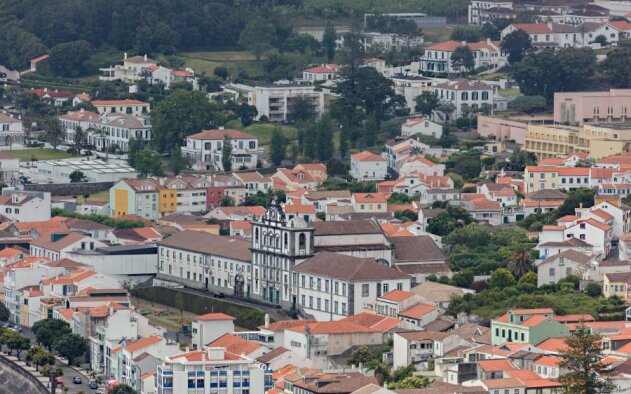 Açores publicam diploma para rentabilizar património imobiliário público