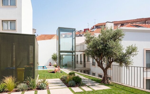 Apolónia Collection