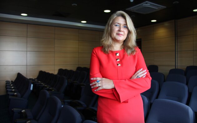 Fernanda Santos, Docente na ESAI - Escola Superior de Actividades Imobiliárias