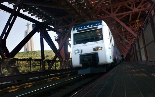 Administração da Fertagus responsabiliza Governo pela compra de mais comboios