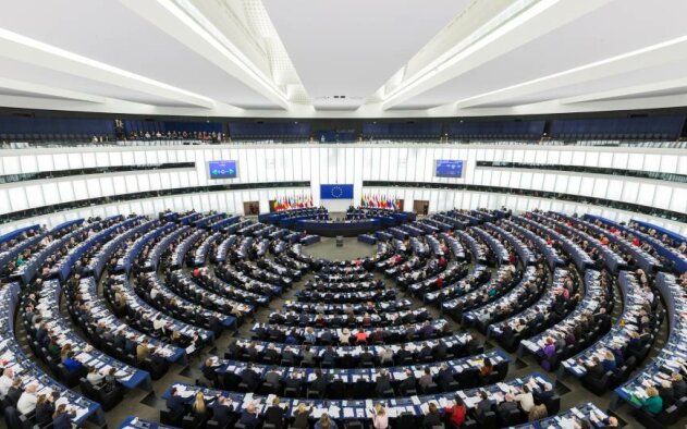 Eurodeputados pedem mais investimento público para enfrentar crise da habitação