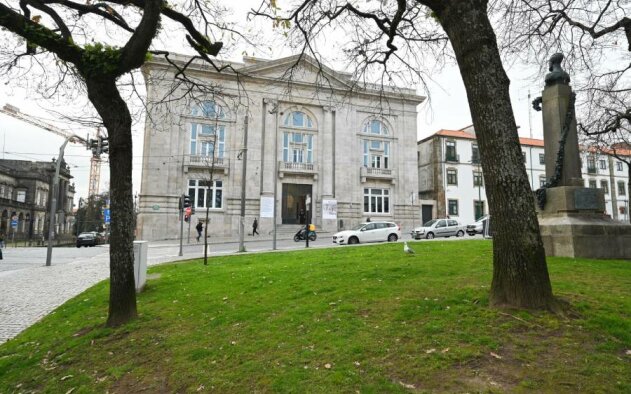 Edifício Abel Salazar reabilitado por 11 milhões recebe nova escola de formação contínua da Universidade do Porto